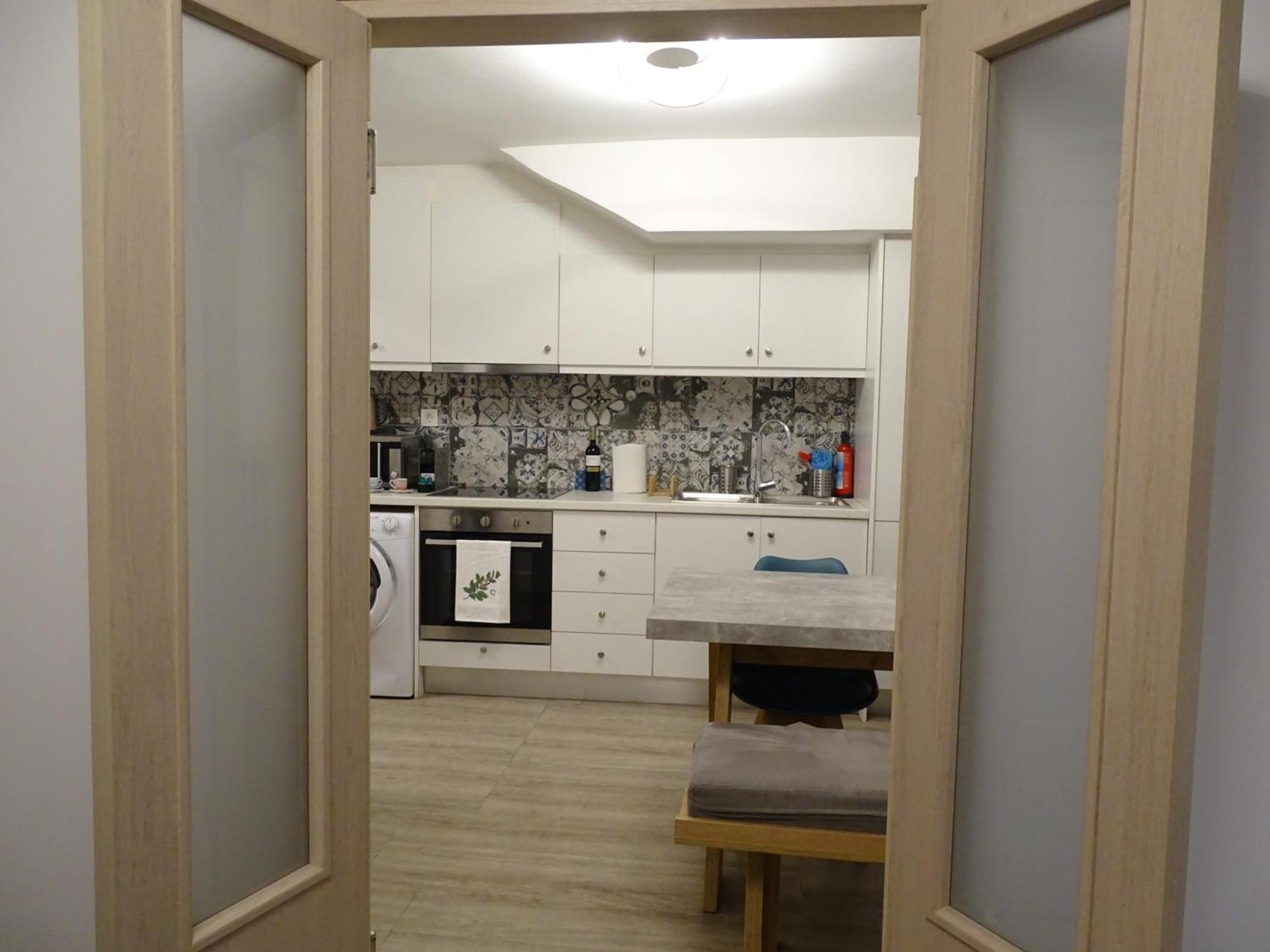 Stylish, Comfortable, Basement Loft-Like Apartment With Amenities Athens Exterior photo